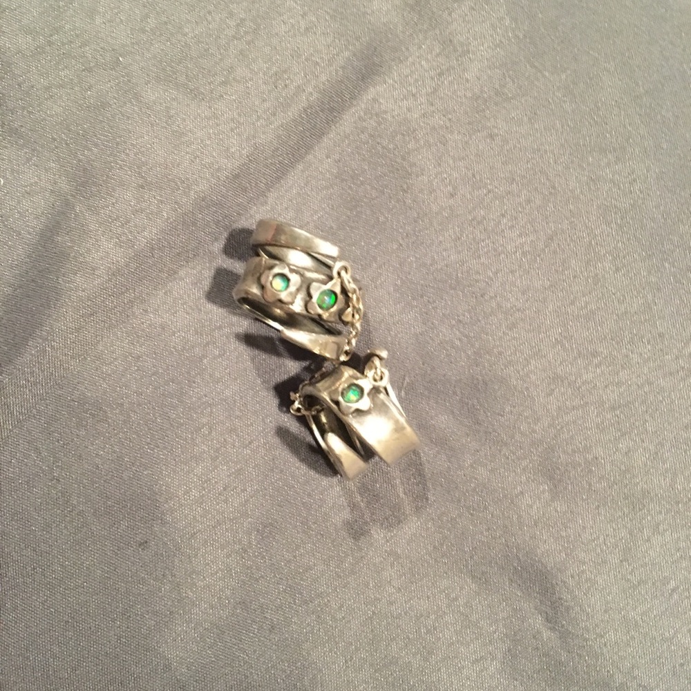 Silver 925 Ring with opal